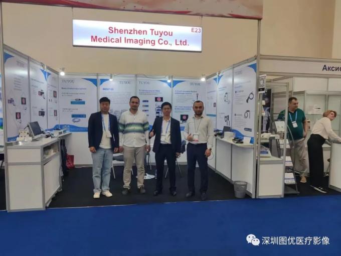 Full HD Endoscope Camera medica 100W Fonte di luce per ENT Urologia Ginecologia Oftalmologia 12